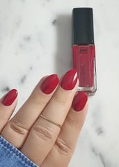Classic Red 9 Free-Breathable Lacquer 10 ml
