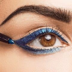 Star Struck Stellar Eyes- Eye Definer