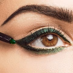 Star Struck Stellar Eyes- Eye Definer