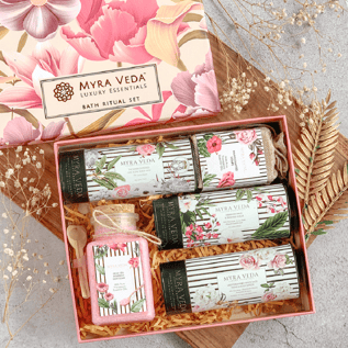 Exclusive Gift Hamper Myra Veda